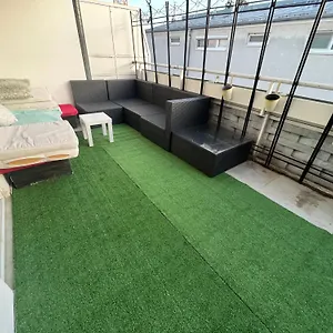  Apartament Wonderful Maisonette In With Parking