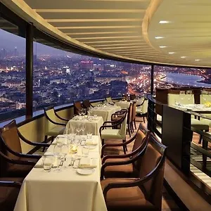 Hyatt Regency Deira Hotel Dubai